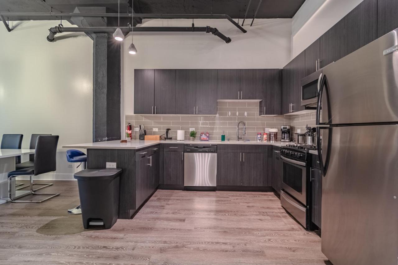 Ideal 3Br Business Or Leisure Rental In Chicago Fully Stocked Kitchen & Fast Internet With Optional Parking Near Soldier Field, Grant Park & Mccormick Place Luaran gambar