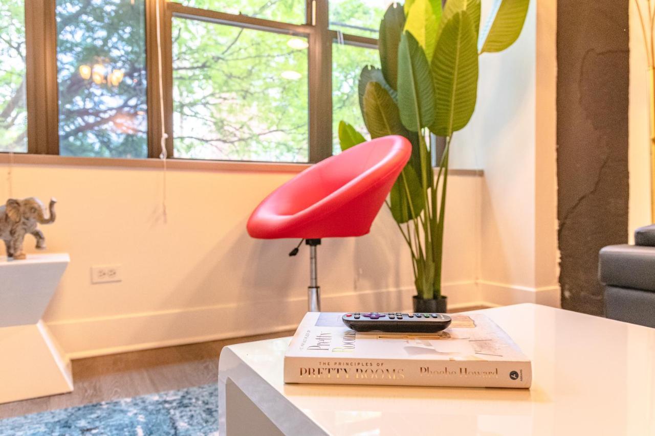 Ideal 3Br Business Or Leisure Rental In Chicago Fully Stocked Kitchen & Fast Internet With Optional Parking Near Soldier Field, Grant Park & Mccormick Place Luaran gambar