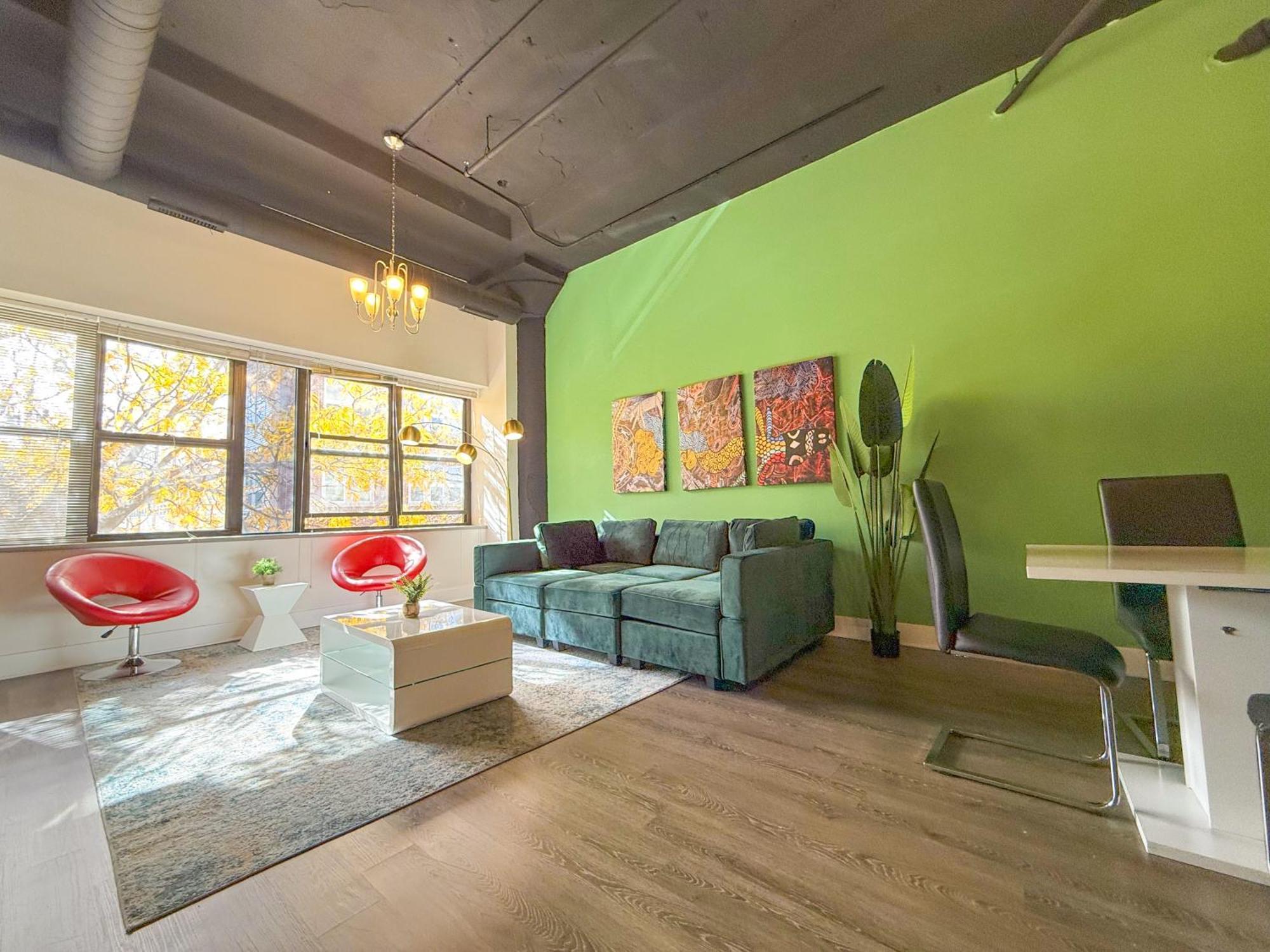 Ideal 3Br Business Or Leisure Rental In Chicago Fully Stocked Kitchen & Fast Internet With Optional Parking Near Soldier Field, Grant Park & Mccormick Place Luaran gambar